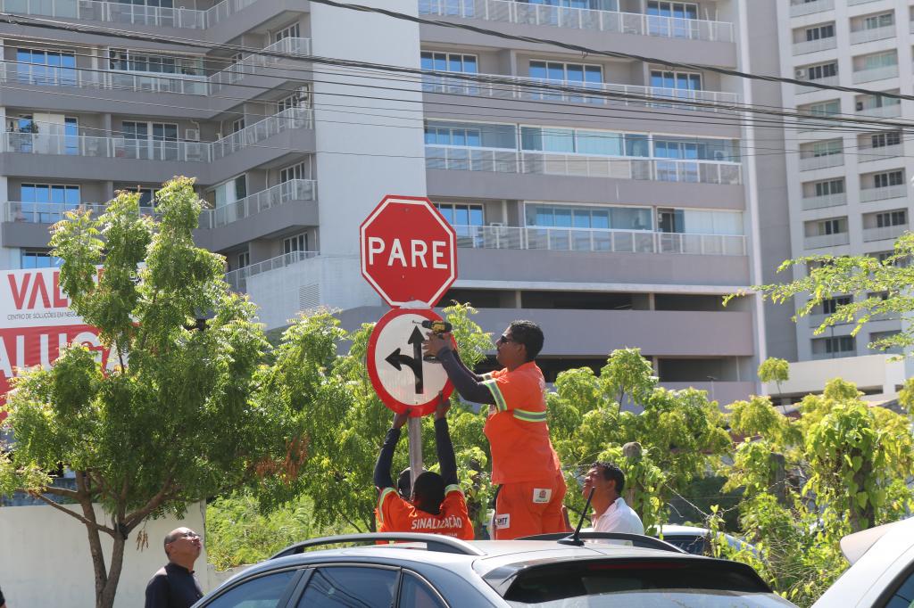 SMTT realiza reordenamento viário na Avenida Francisco Freitas Bendocchi Alves e entorno para melhorar fluidez e segurança - SMTT Aracaju
